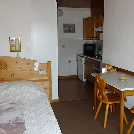 Aux Gets, 2 Pers, Centre-ville, Wifi, Draps Et Serviettes Inclus - Fr-1-802-26 Les Gets